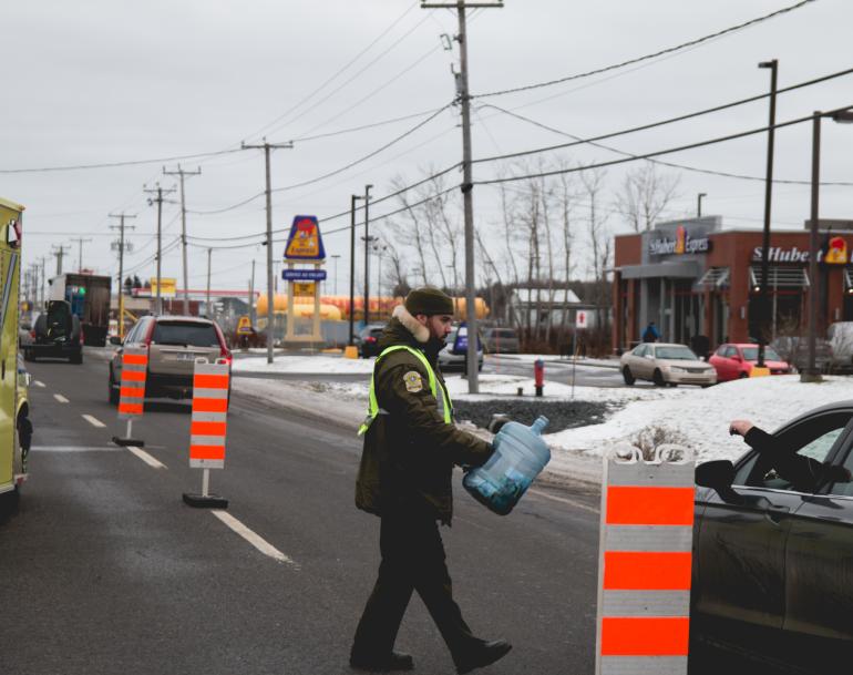 image cueillette de la sureté du Québec de don pour la Guignolée de Noël